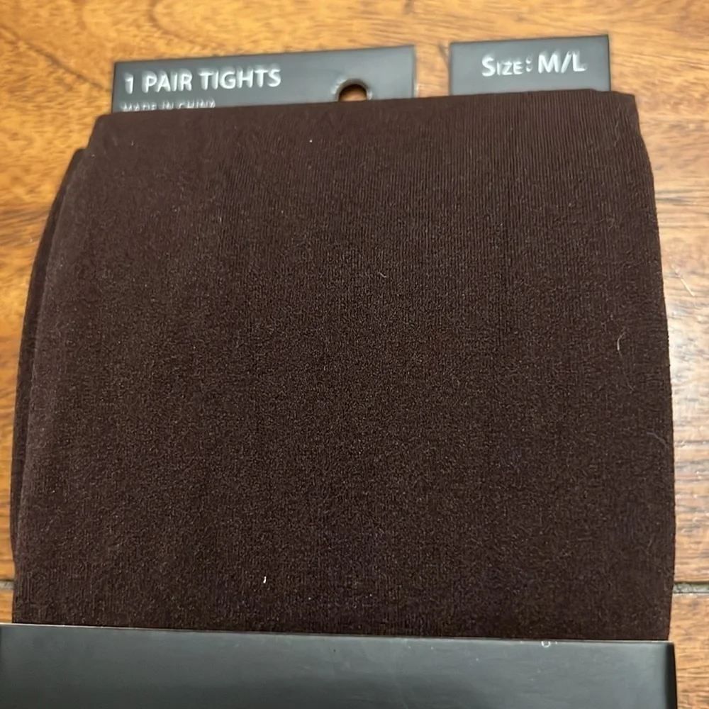 TAHARI New With Tags Women's Brown M/L Tights